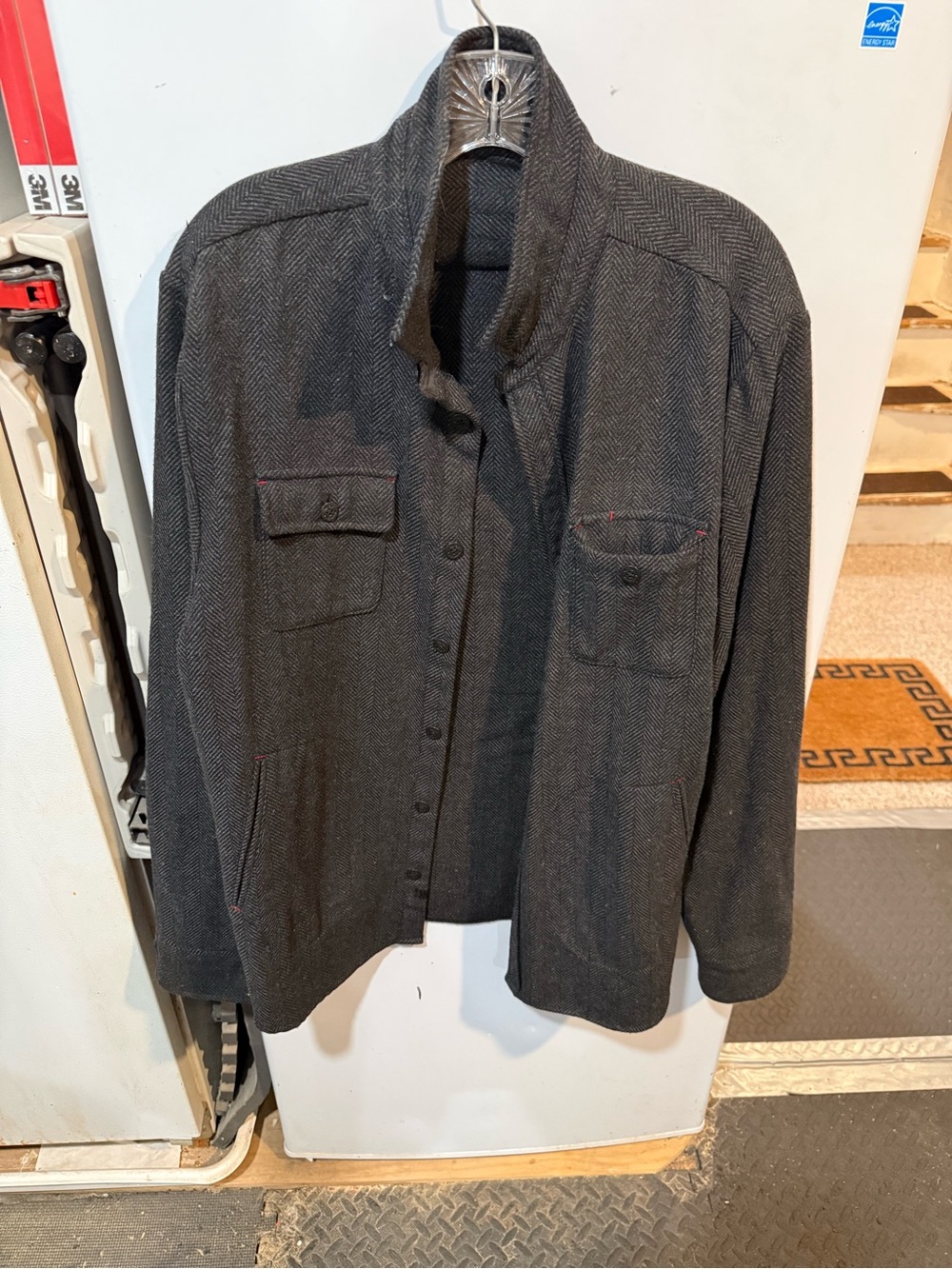 Men's Gray Herringbone Button-Up Jacket